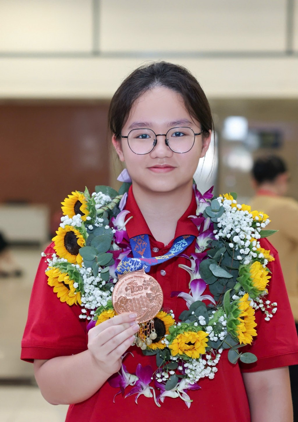 Lê Hoàng Kiều Anh được tuyển thẳng vào ngành Bác sĩ đa khoa của Đại học Y Hà Nội Lê Hoàng Kiều Anh được tuyển thẳng vào ngành Bác sĩ đa khoa của Đại học Y Hà Nội
