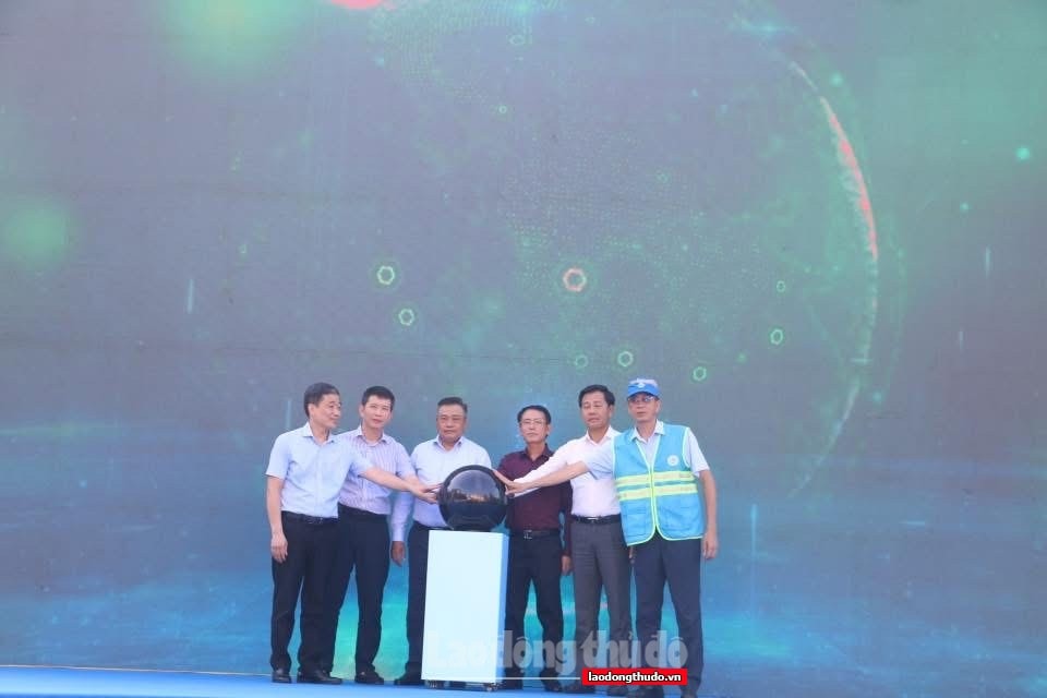 Sáng nay (2/8): Hà Nội đồng loạt ra quân tổng vệ sinh môi trường tại 126 xã, phường
