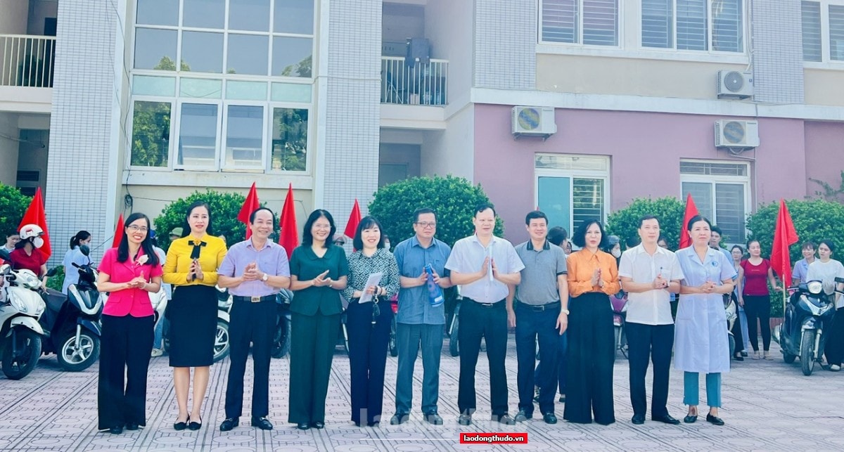 Sáng nay (2/8): Hà Nội đồng loạt ra quân tổng vệ sinh môi trường tại 126 xã, phường