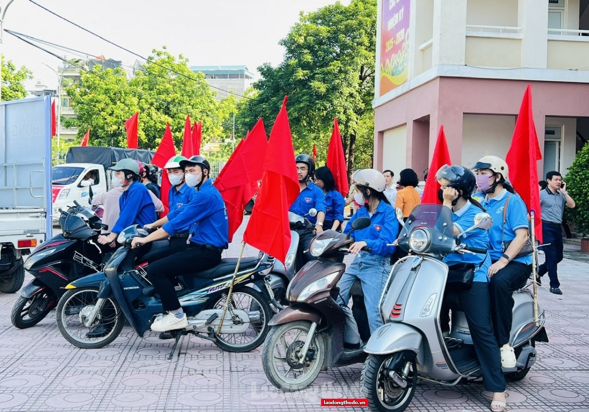 Sáng nay (2/8): Hà Nội đồng loạt ra quân tổng vệ sinh môi trường tại 126 xã, phường