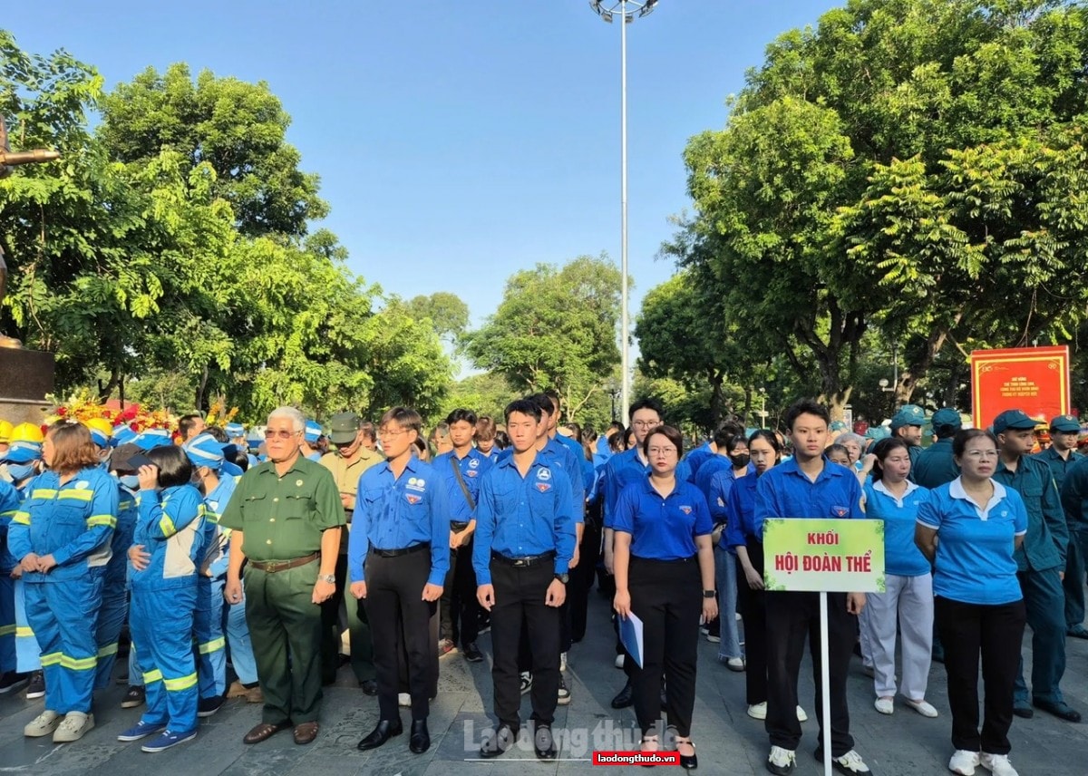 Sáng nay (2/8): Hà Nội đồng loạt ra quân tổng vệ sinh môi trường tại 126 xã, phường