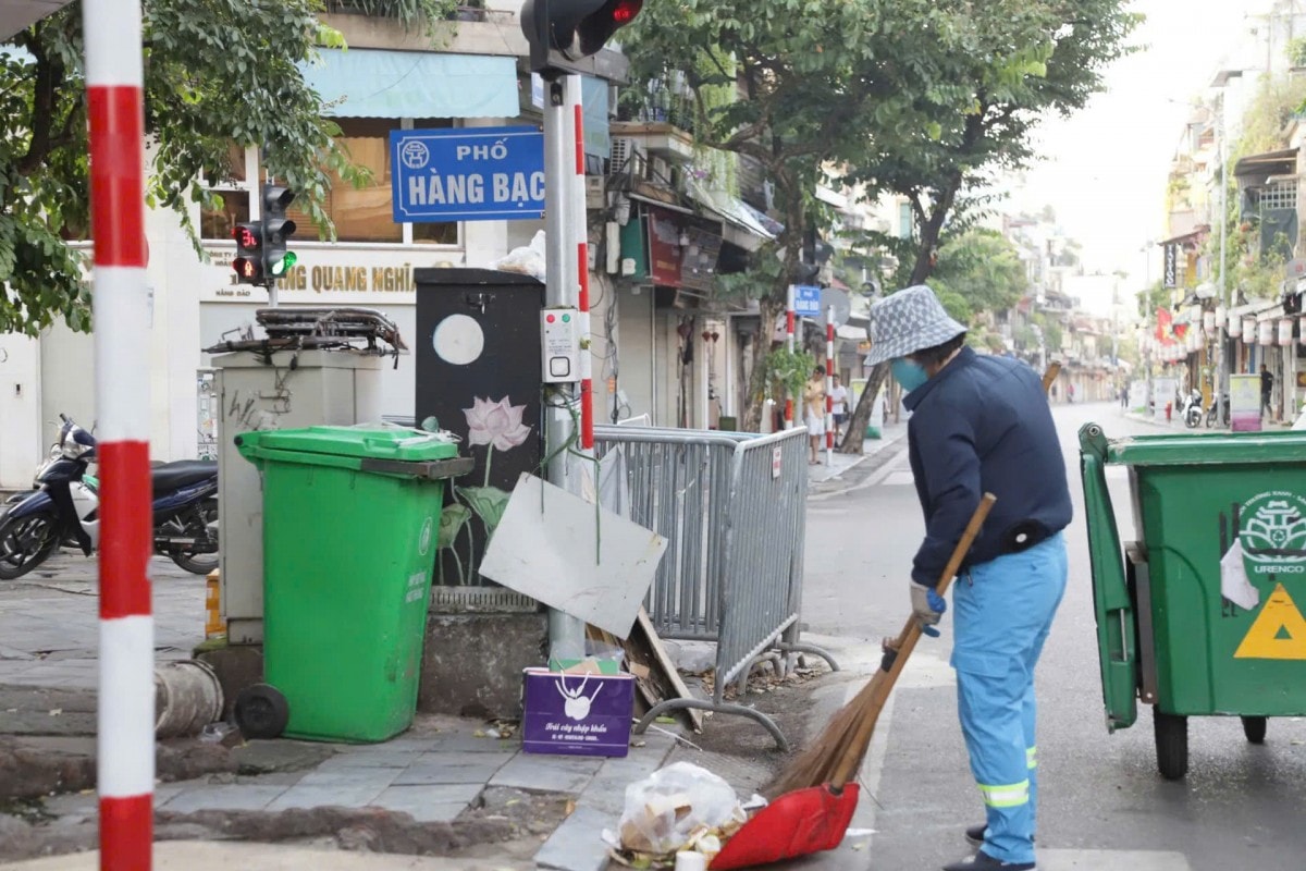 Sáng nay (2/8): Hà Nội đồng loạt ra quân tổng vệ sinh môi trường tại 126 xã, phường