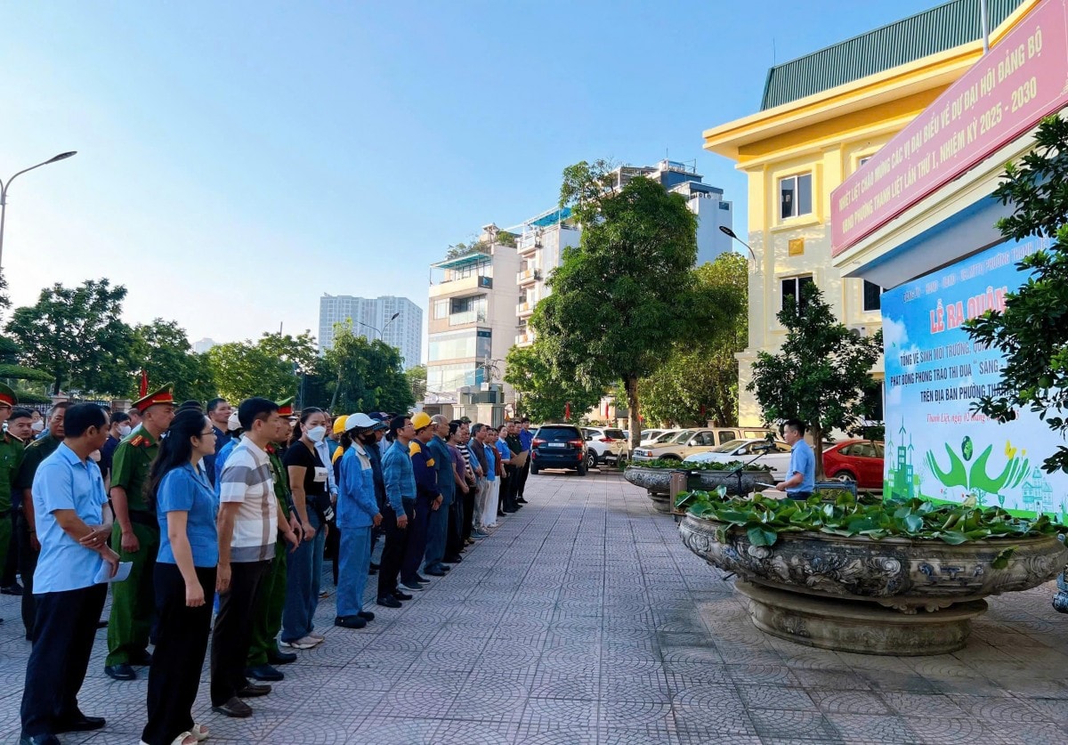 Sáng nay (2/8): Hà Nội đồng loạt ra quân tổng vệ sinh môi trường tại 126 xã, phường