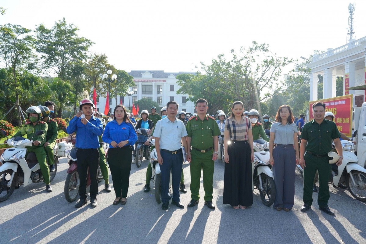 Sáng nay (2/8): Hà Nội đồng loạt ra quân tổng vệ sinh môi trường tại 126 xã, phường