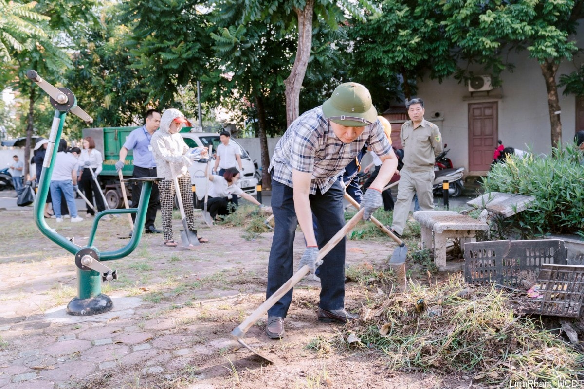 Sáng nay (2/8): Hà Nội đồng loạt ra quân tổng vệ sinh môi trường tại 126 xã, phường