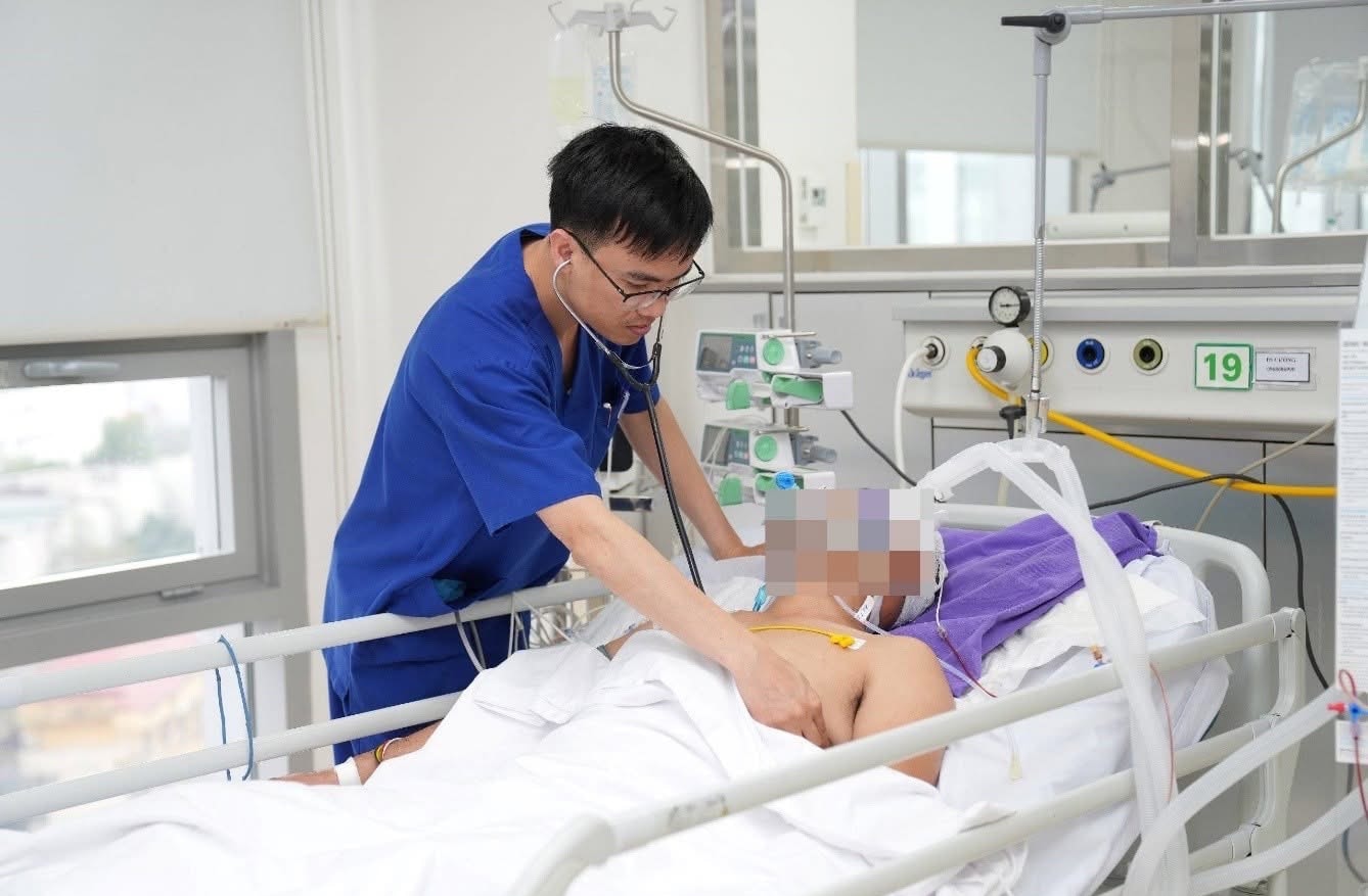 care-and-treatment-for-stroke-patients-at-central-military-hospital-108..jpg