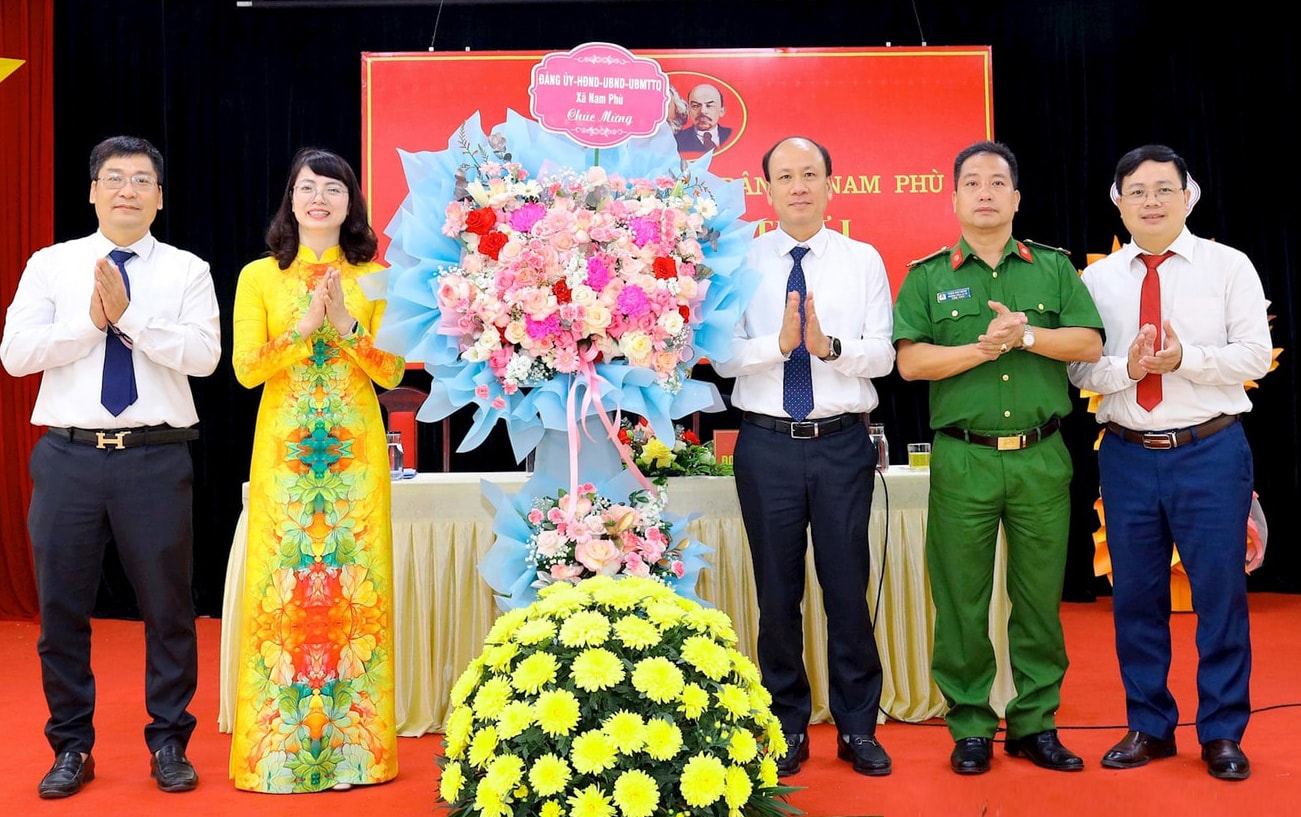 nam-phu-5.jpg