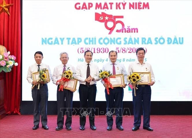 Photo caption