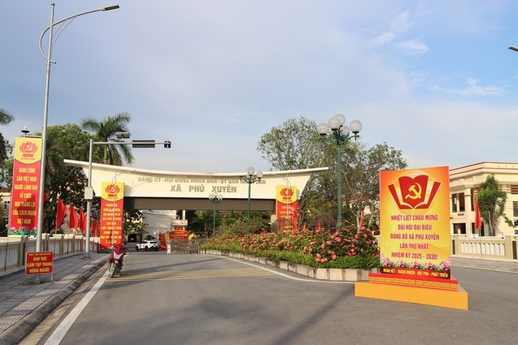 Người dân Phú Xuyên đồng lòng giữ sạch môi trường, chào mừng Quốc khánh 2/9