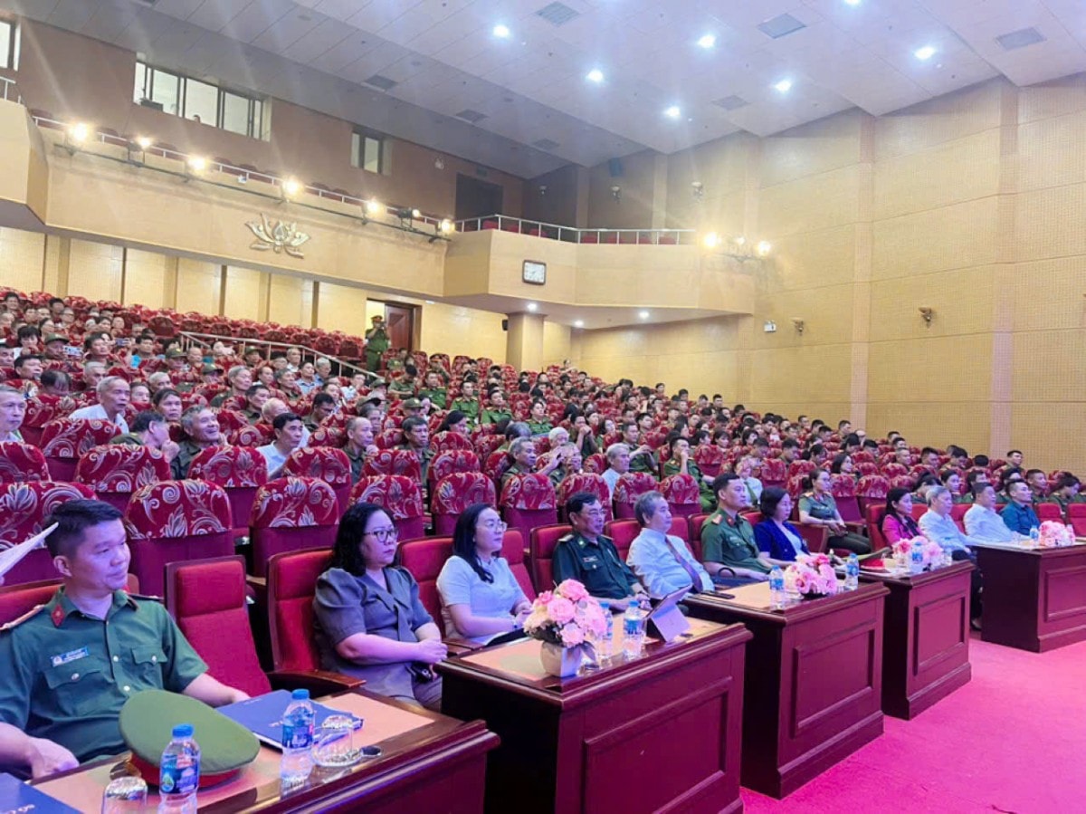 Công an phường Thanh Xuân phát động đợt sinh hoạt chính trị đặc biệt kỷ niệm các ngày lễ lớn