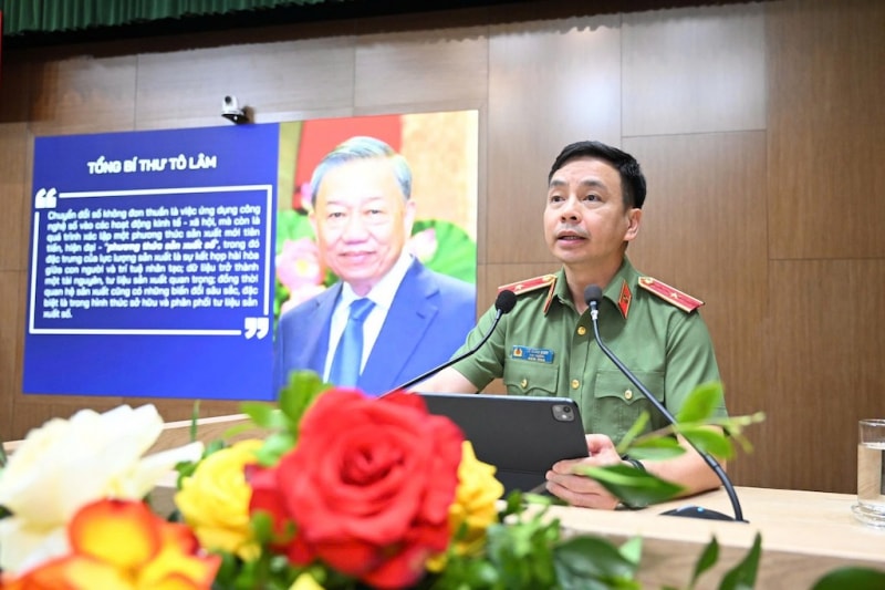 tieu-tuong-minh.jpg