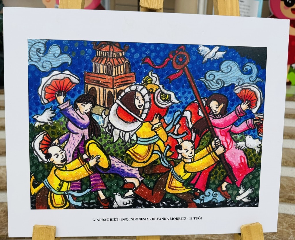 Cuộc thi Vẽ tranh thiếu nhi quốc tế “Em yêu Hà Nội - Thành phố vì hòa bình” được tổ chức thường niên với sự tham gia của đông đảo học sinh Hà Nội và quốc tế
