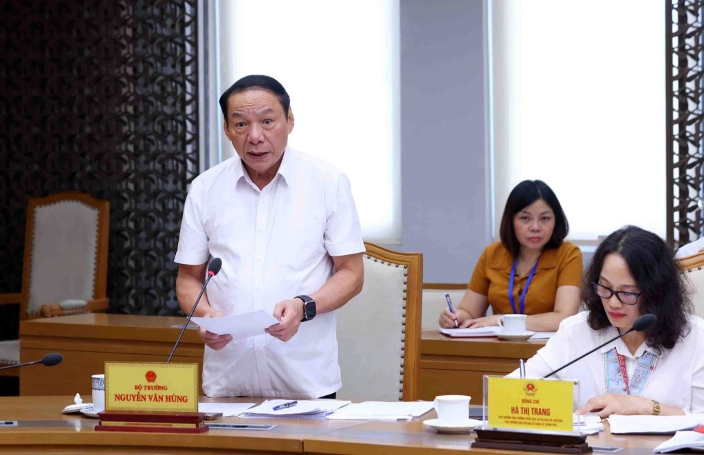 Bộ trưởng Bộ VHTT&DL Nguyễn Văn Hùng phát biểu tại hội nghị - Ảnh: VGP/Nguyễn Hoàng