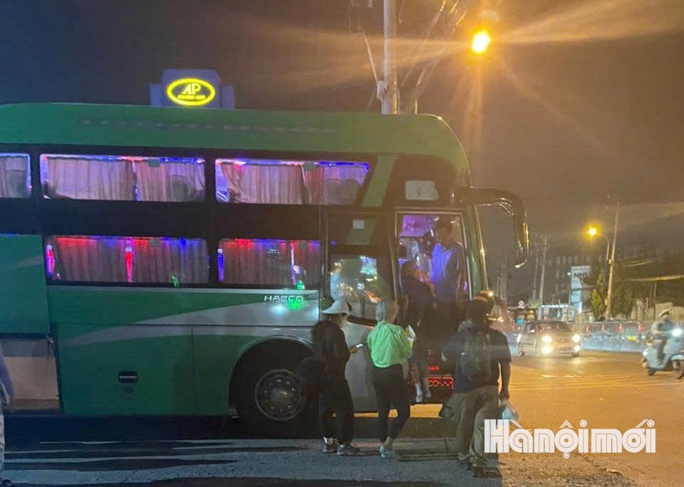 W_docuongdonkhach.jpg