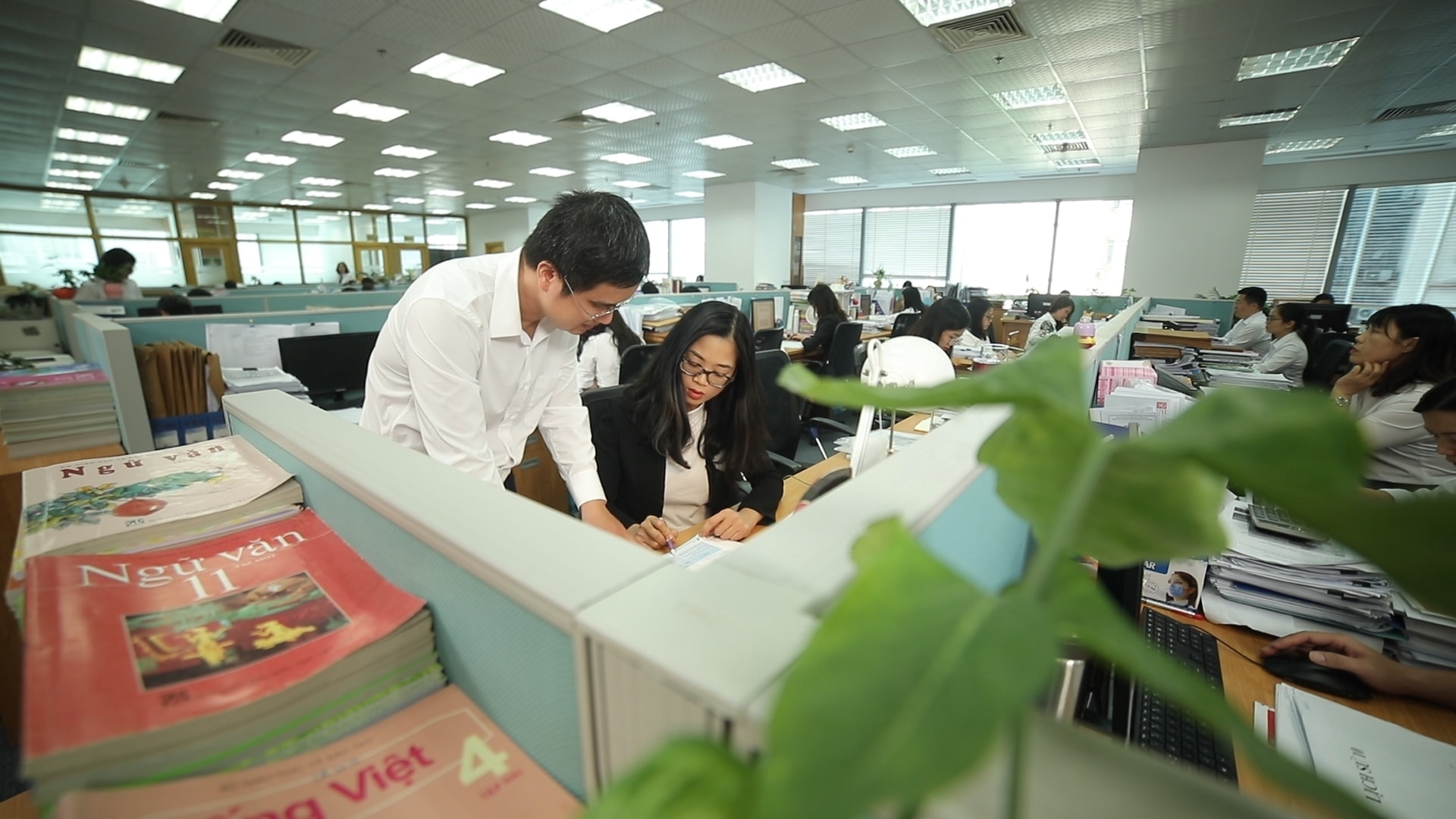 anh-1-quy-trinh-lam-sgk-chat-che-2.jpg