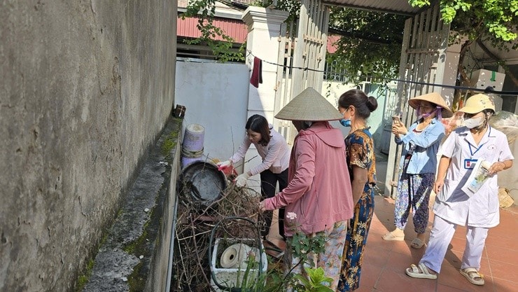 Tăng cường lãnh đạo, chỉ đạo công tác vệ sinh môi trường và quản lý trật tự đô thị trên địa bàn thành phố Hà Nội - Tin tức sự kiện - Cổng thông tin điện tử Sở y tế Hà Nội