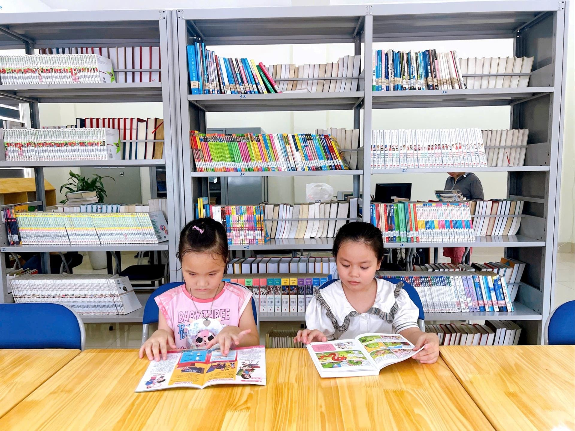 Thư viện phường Thanh Liệt đón hàng trăm lượt bạn đọc