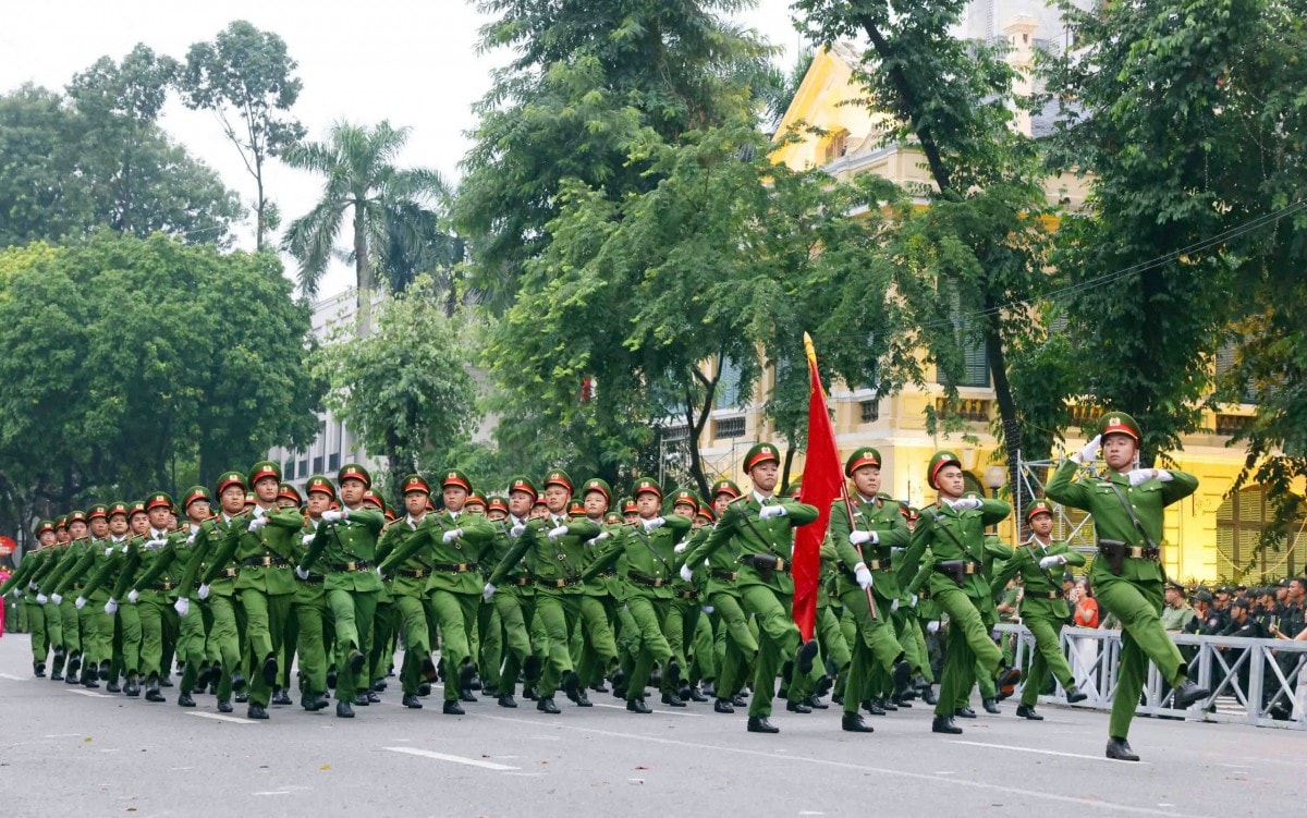 Công an Hà Nội tổng duyệt sự kiện trọng đại, khẳng định sức mạnh chính quy, tinh nhuệ