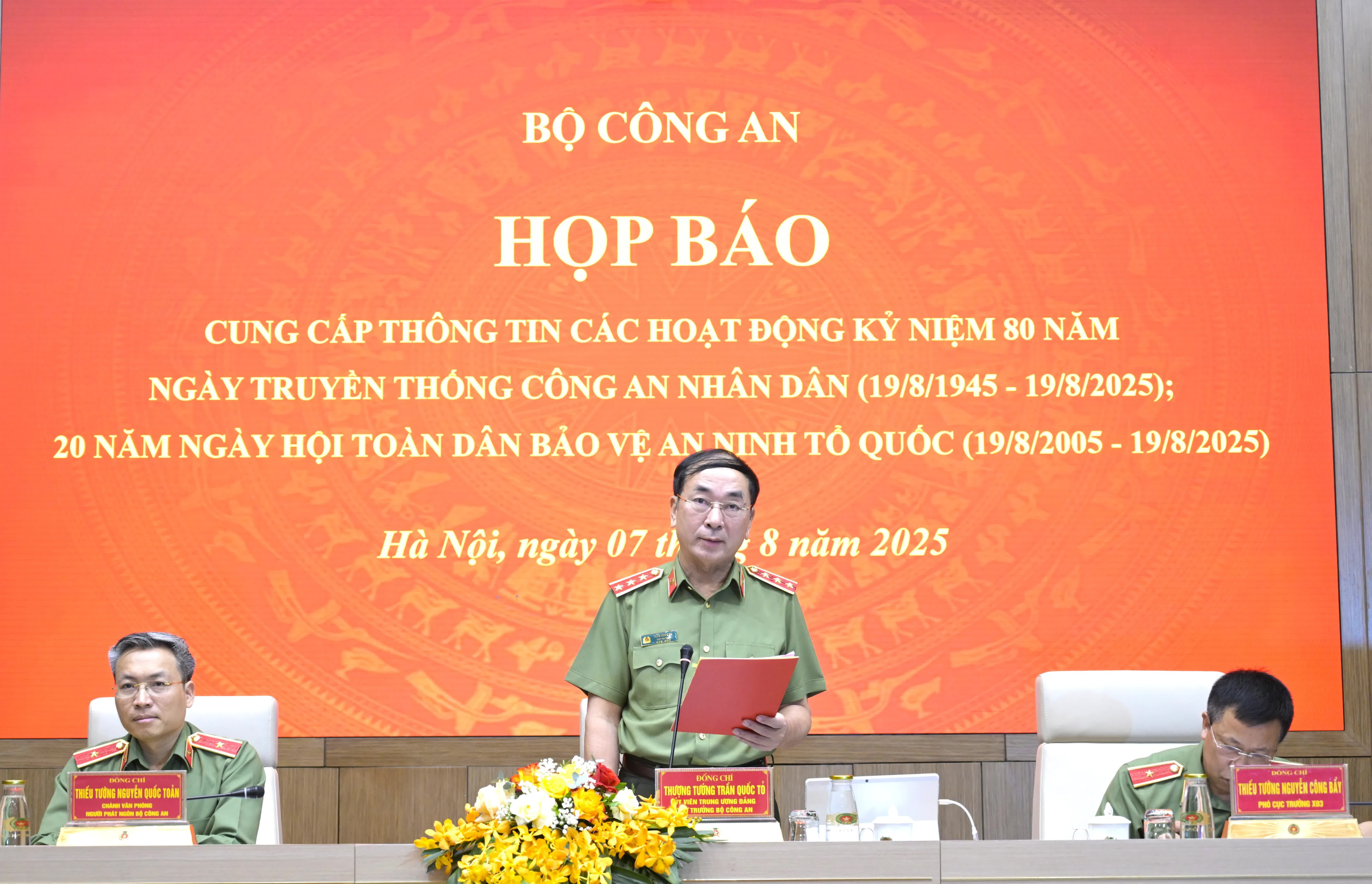Bộ Công an tổ chức nhiều hoạt động kỷ niệm 80 năm truyền thống Công an nhân dân