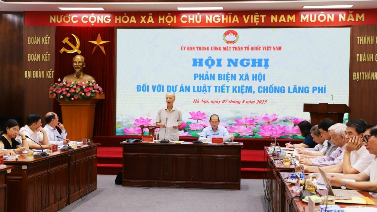 Khẳng định vai trò giám sát của MTTQ Việt Nam với lĩnh vực tiết kiệm, chống lãng phí Khẳng định vai trò giám sát của MTTQ Việt Nam với lĩnh vực tiết kiệm, chống lãng phí