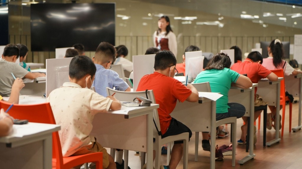 Hơn 500 thí sinh từ 31 quốc gia và vùng lãnh thổ sẽ tham dự Kỳ thi Toán học quốc tế VIMC 2025 tại Đà Nẵng.