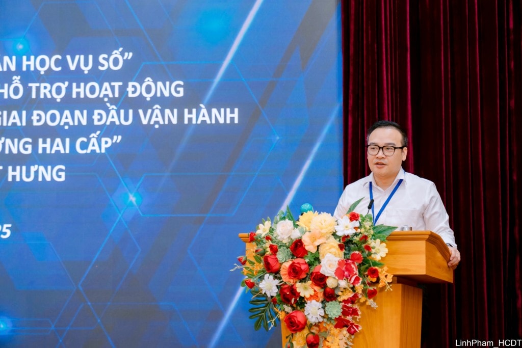 Phường Việt Hưng triển khai Chiến dịch “45 ngày đêm ra quân hỗ trợ hoạt động chuyển đổi số”