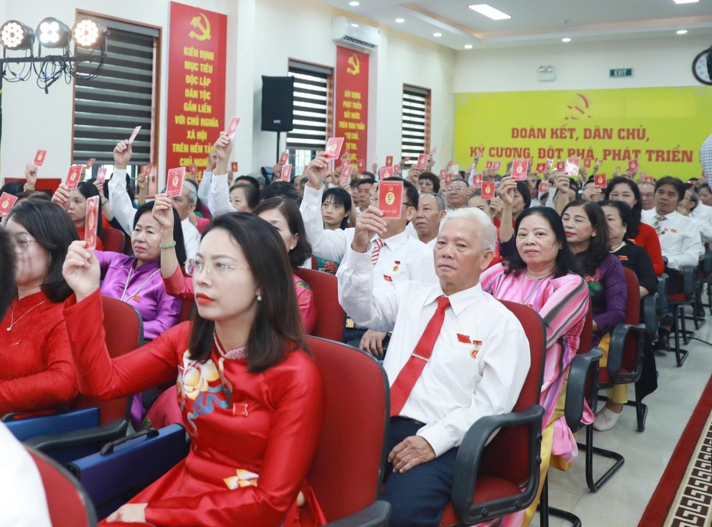 Các đại biểu dự Đại hội