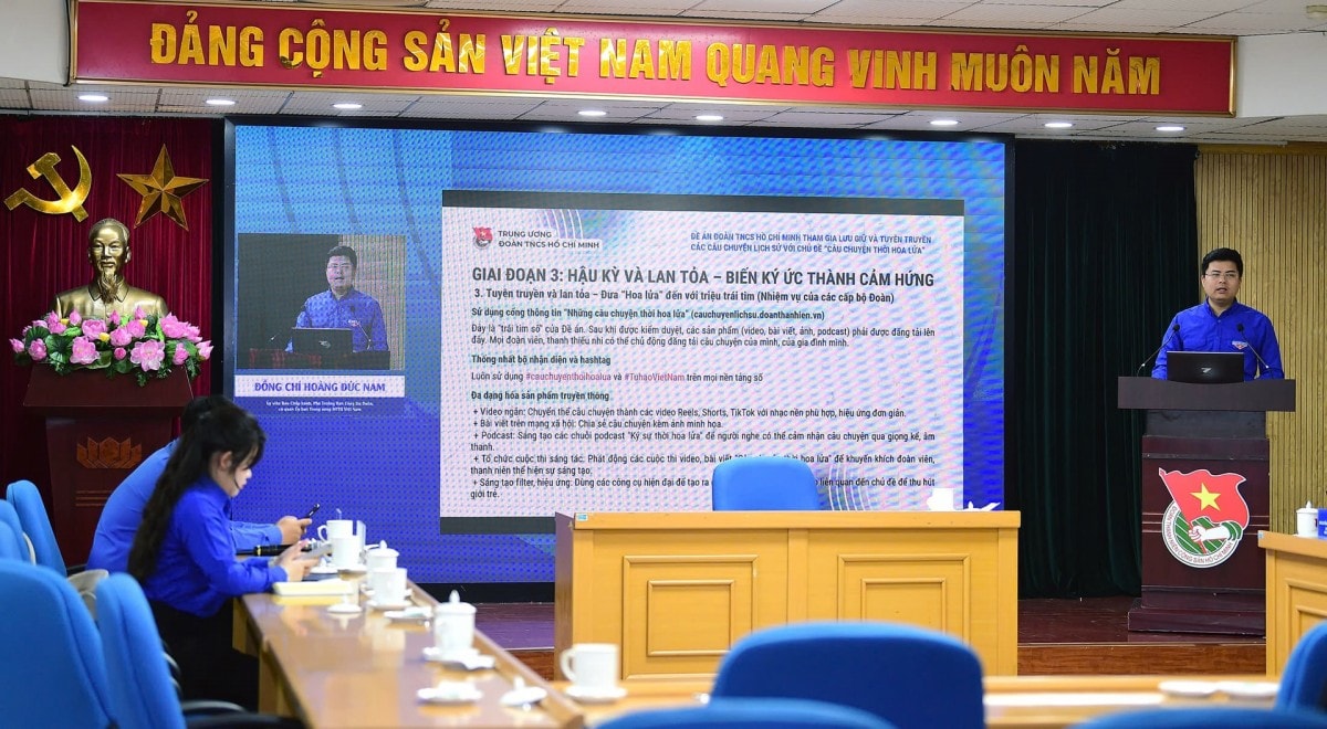 Tập huấn quy trình, cách thức tiếp cận, khai thác các nhân chứng lịch sử tại hội nghị. 