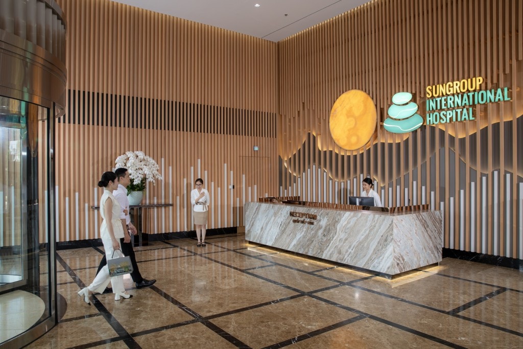 Sun Group mở rộng hệ sinh thái dịch vụ y tế, hợp tác chuyên môn cùng Bệnh viện Bạch Mai