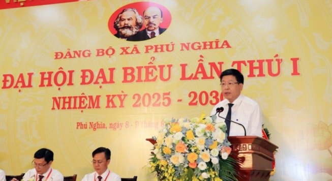Ủy viên Ban Thường vụ Thành ủy, Phó Chủ tịch UBND thành phố Hà Nội Dương Đức Tuấn Ủy viên Ban Thường vụ Thành ủy, Phó Chủ tịch UBND thành phố Hà Nội Dương Đức Tuấn