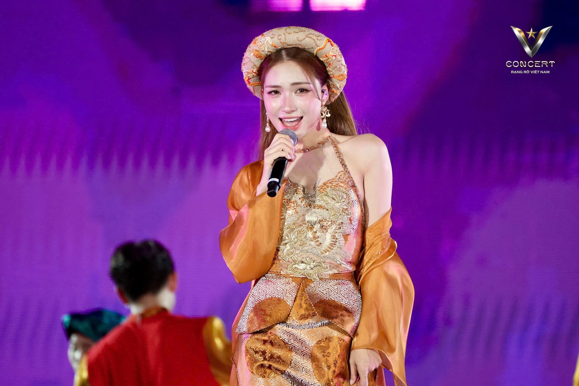 hoa-minzy2(1).jpg