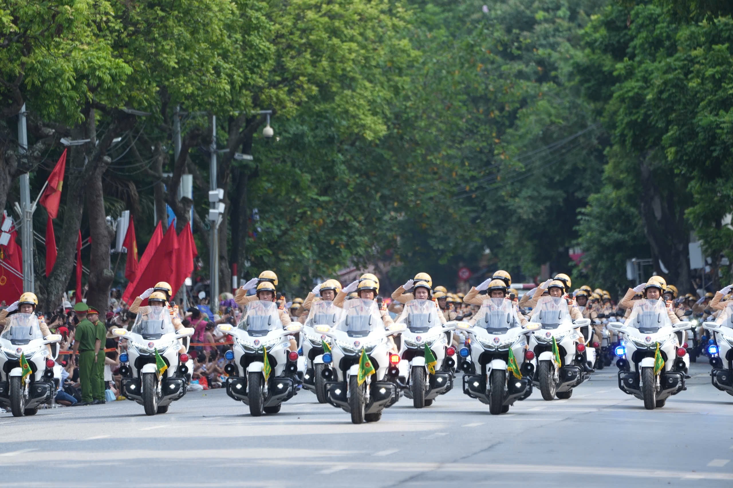 Phát huy tinh thần trách nhiệm cao nhất, vì Thủ đô bình yên