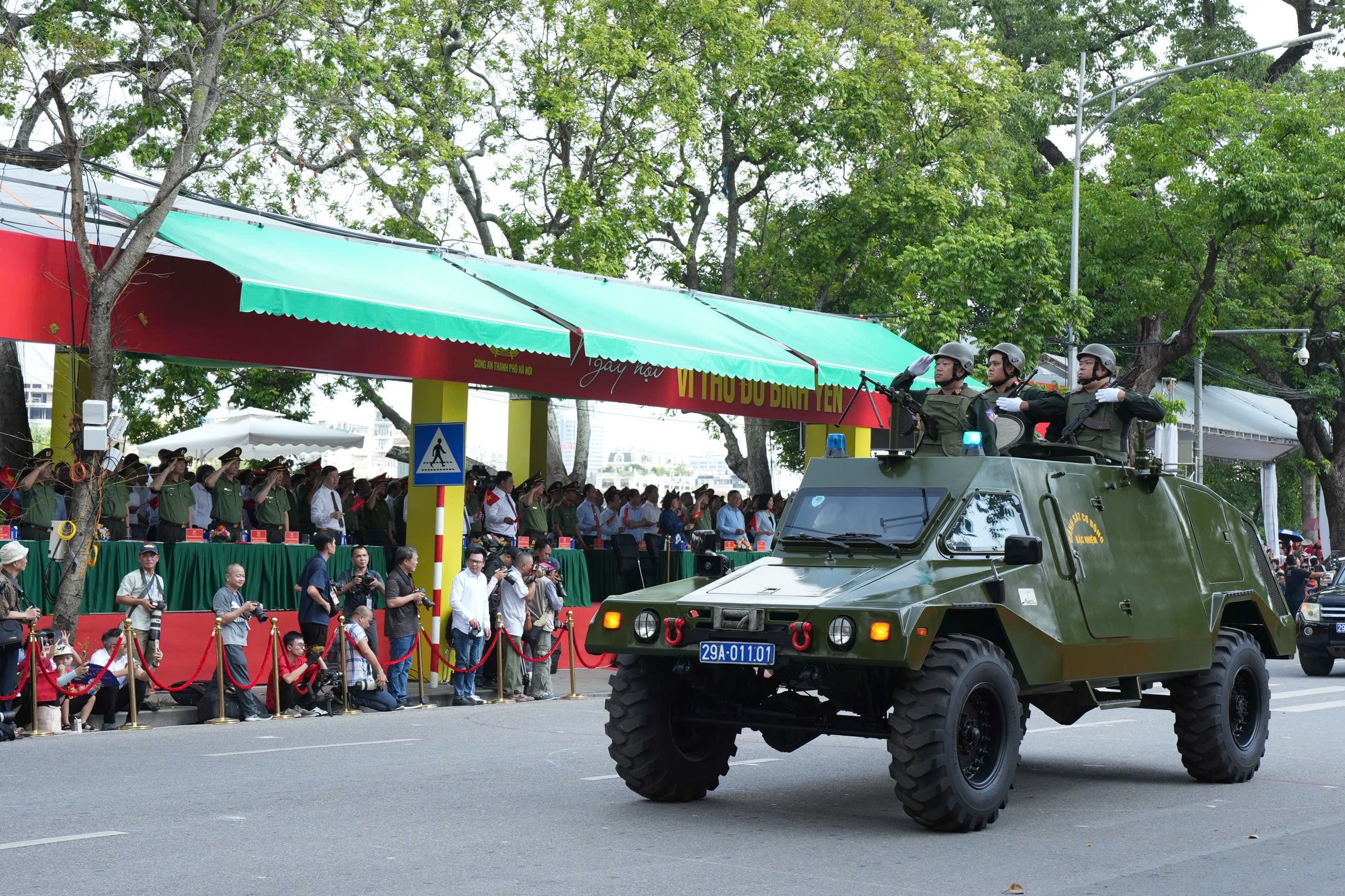 Phát huy tinh thần trách nhiệm cao nhất, vì Thủ đô bình yên
