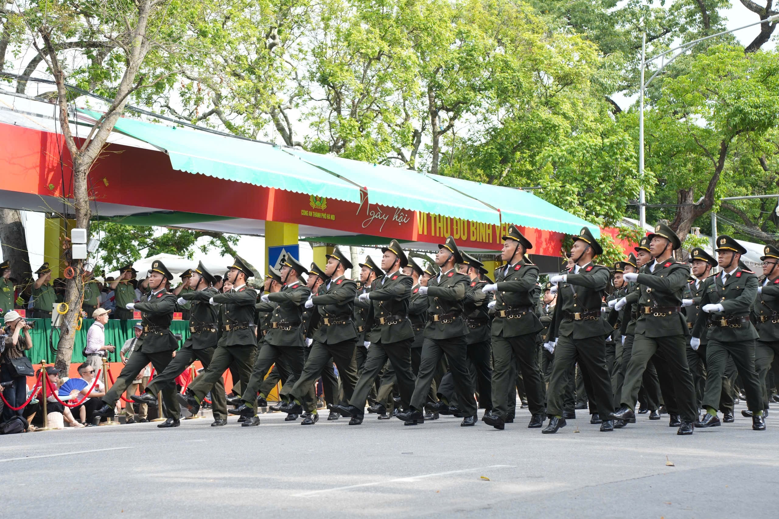 Phát huy tinh thần trách nhiệm cao nhất, vì Thủ đô bình yên