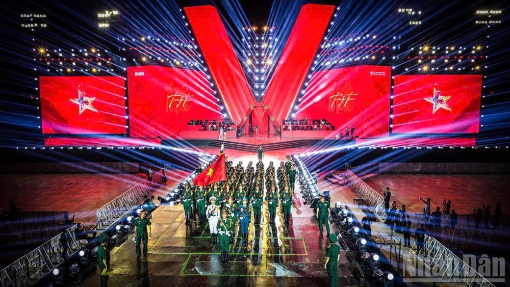 [Podcast] Tin tức ngày 10-8: Tối nay, concert quốc gia “Tổ quốc trong tim” rực sáng tại Mỹ Đình