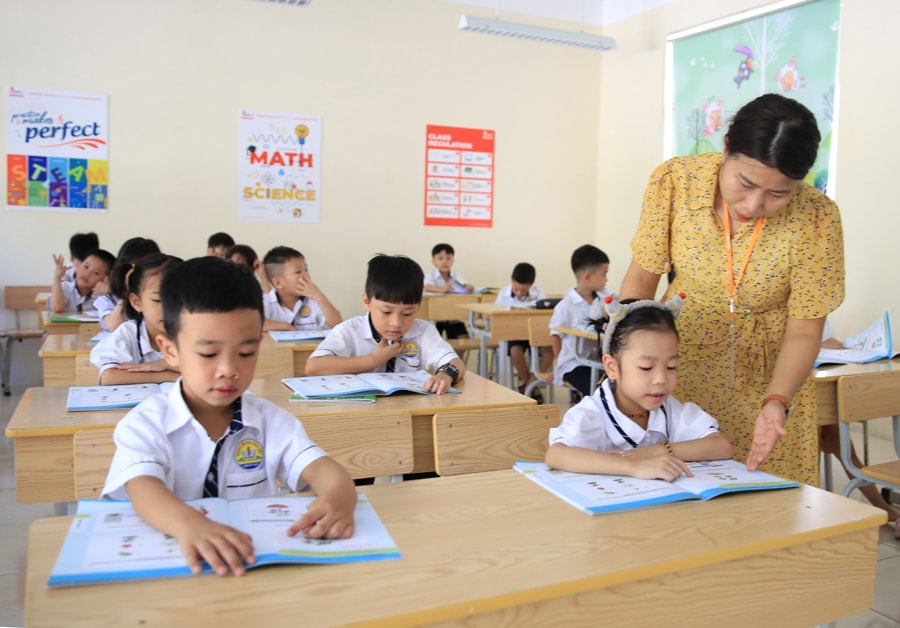 tieu-hoc.jpg
