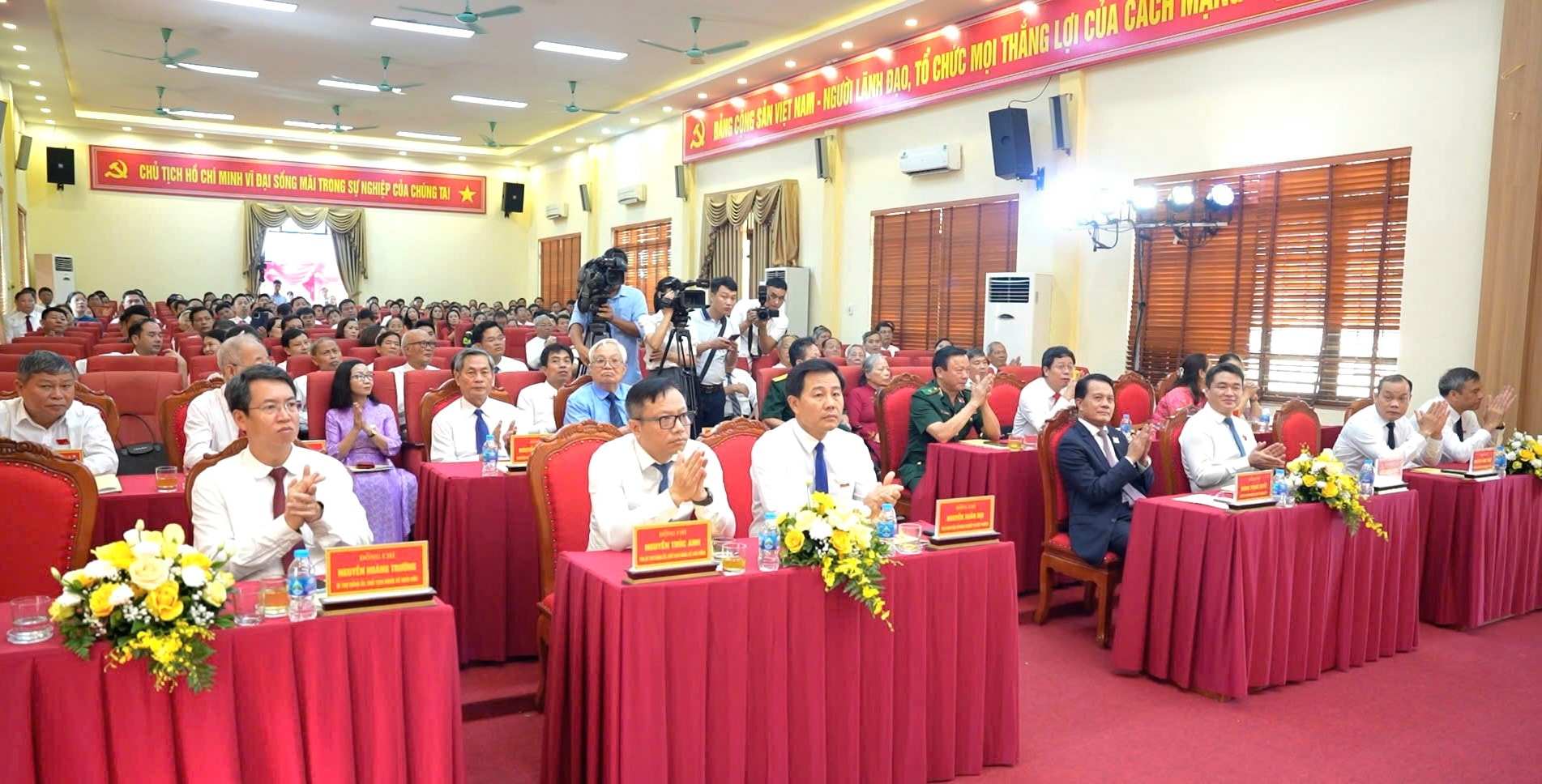 duong-hoa-db9.jpg