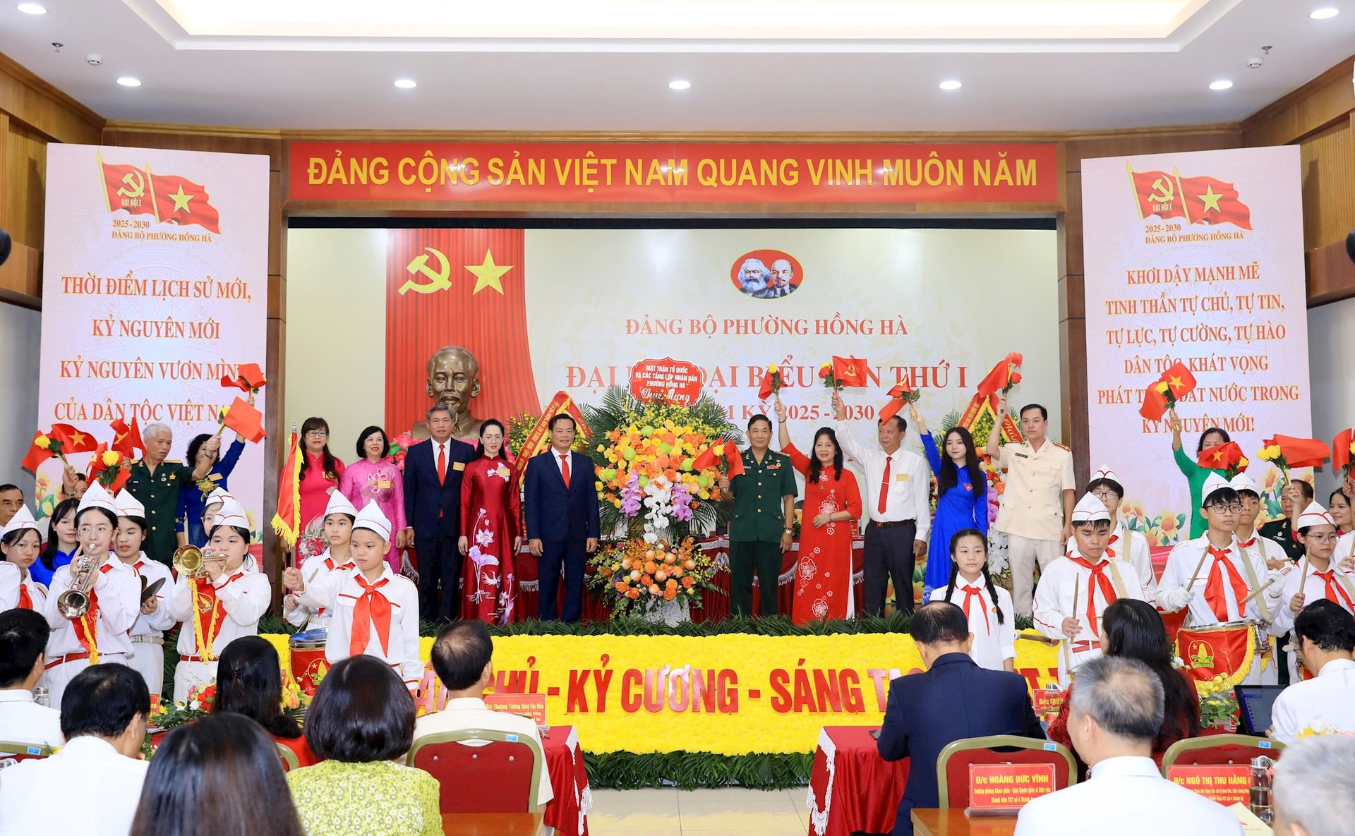 hh-mttq-chuc-mung-.jpg