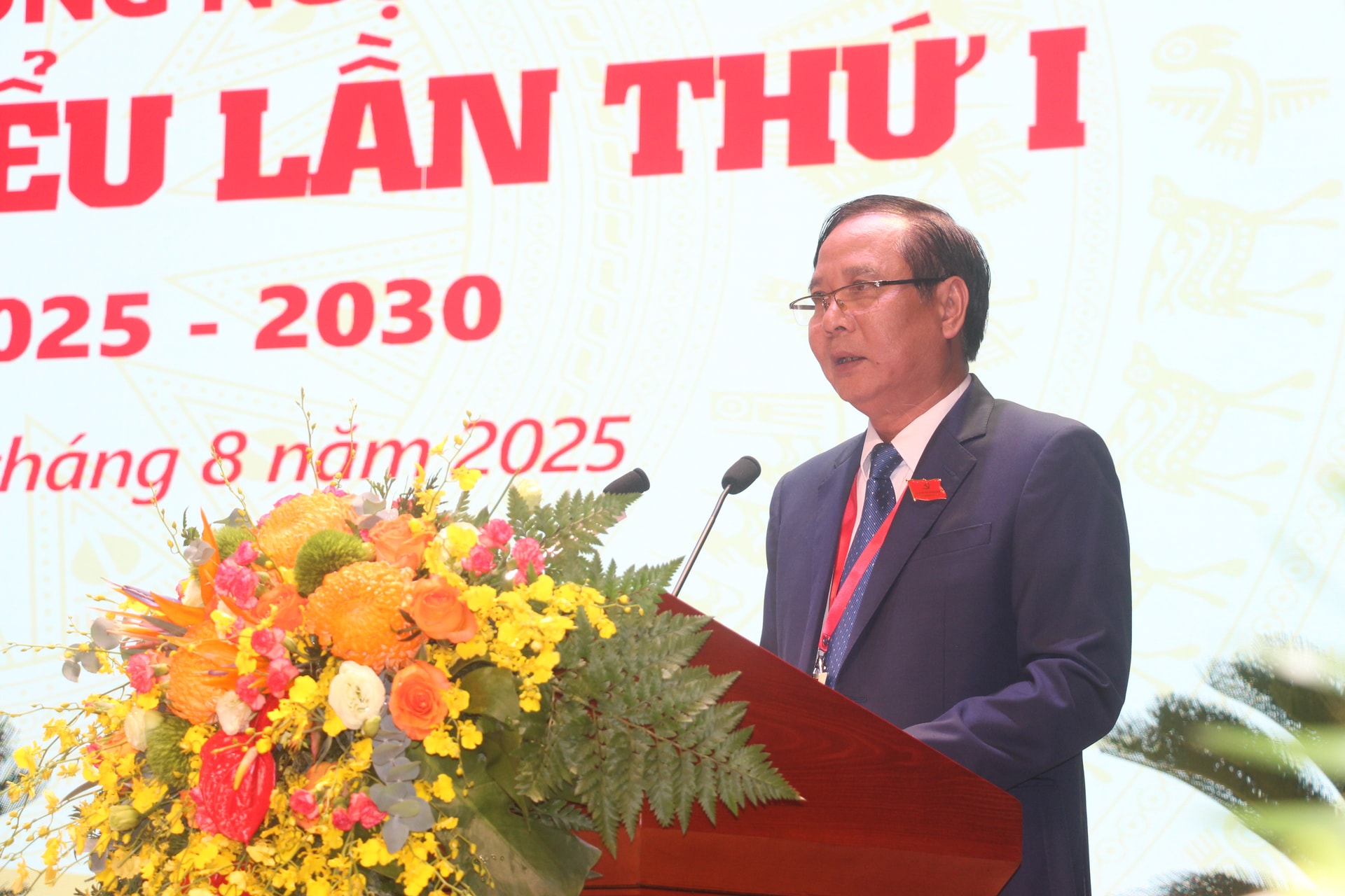 ngoc-ha3.jpg
