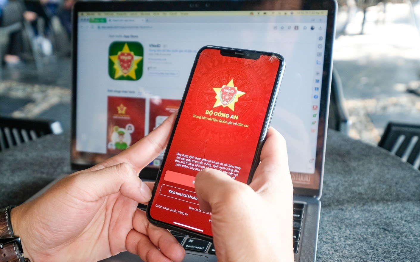 [Podcast] Đổi thẻ căn cước miễn phí qua VNeID sau khi thay đổi địa giới hành chính