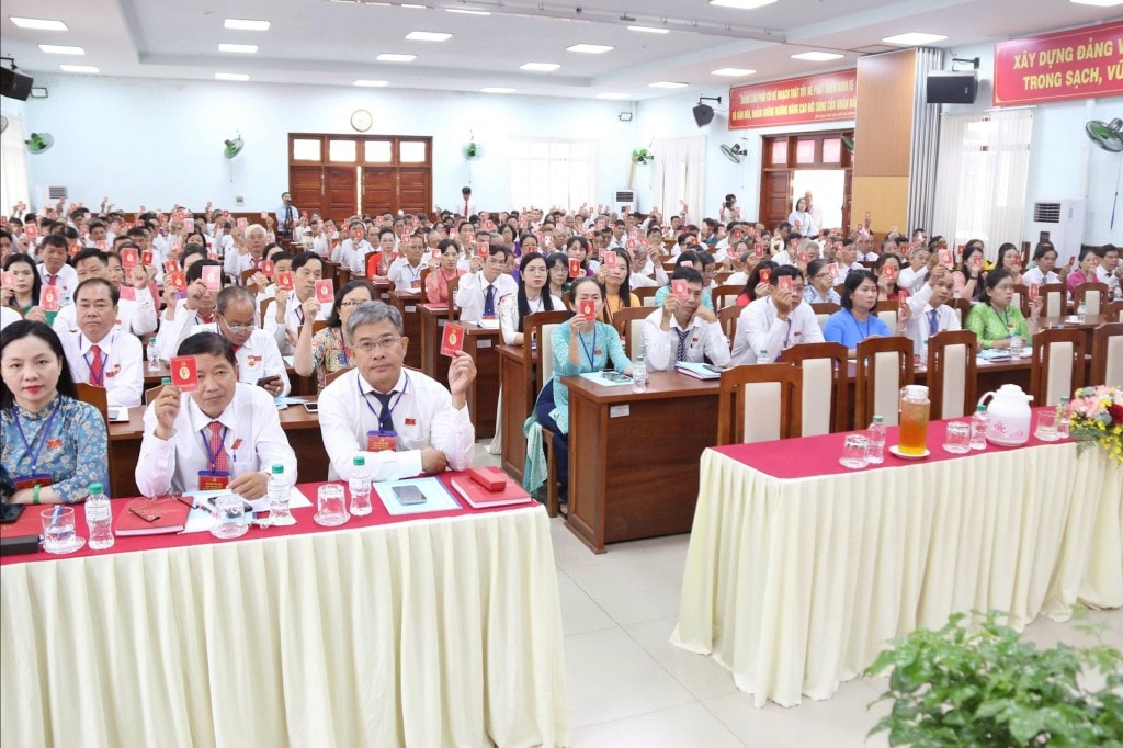 Đại hội biểu quyết thông qua các Nghị quyết nhiệm kỳ 2025-2030