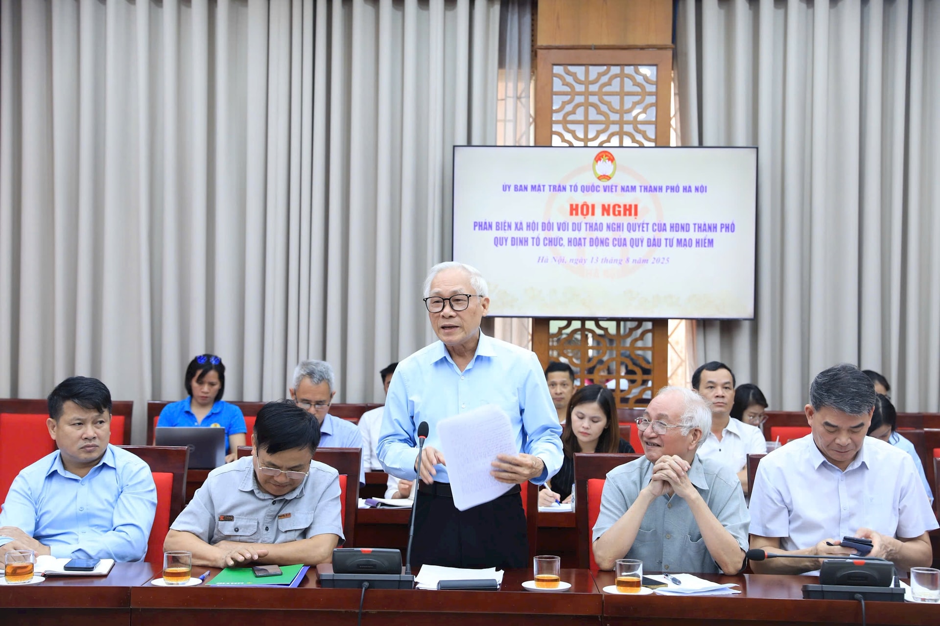 pham-ngoc-thao.jpg
