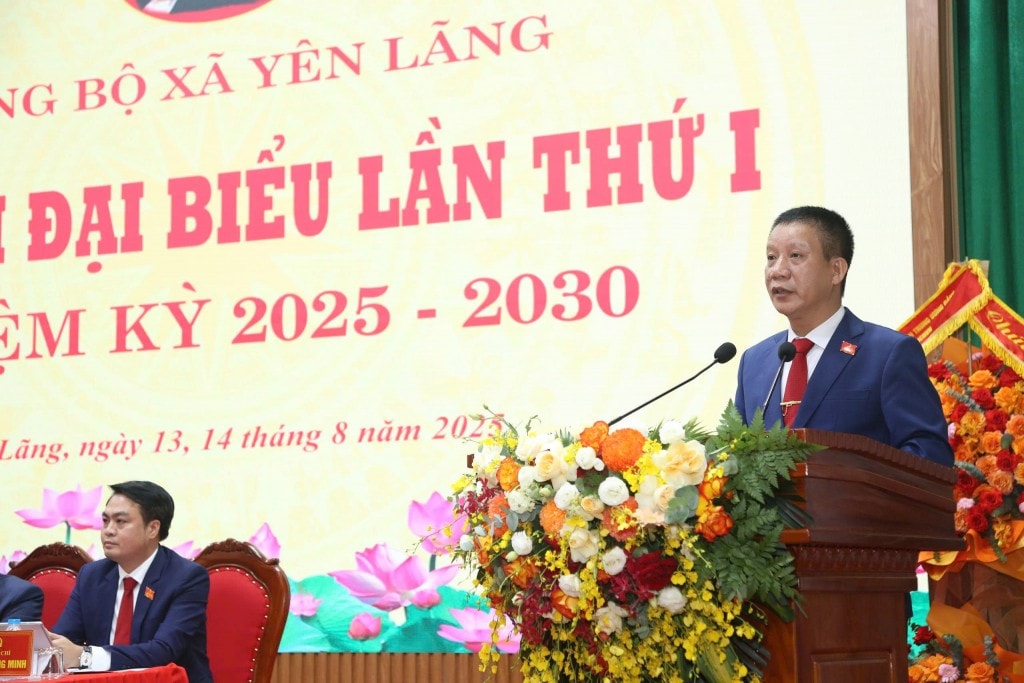 đồng chí Phạm Văn Minh, Bí thư Đảng ủy, Chủ tịch HĐND xã Yên Lãng đồng chí Phạm Văn Minh, Bí thư Đảng ủy, Chủ tịch HĐND xã Yên Lãng