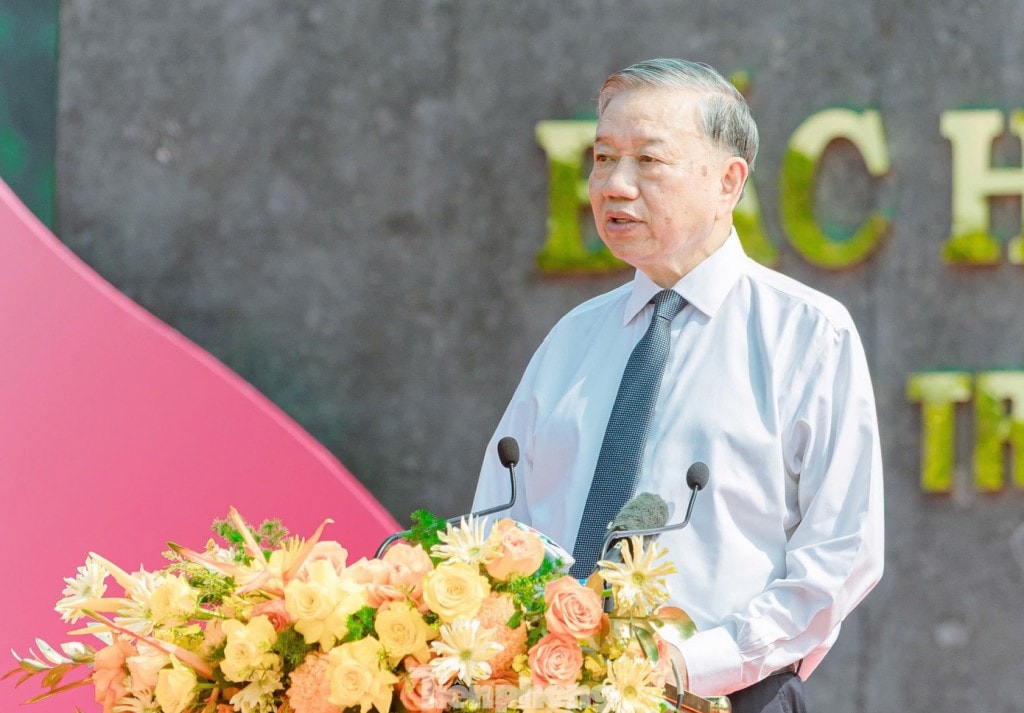 Tổng Bí thư Tô Lâm dự lễ khánh thành Tượng đài Bác Hồ ở Tân Trào Tổng Bí thư Tô Lâm dự lễ khánh thành Tượng đài Bác Hồ ở Tân Trào