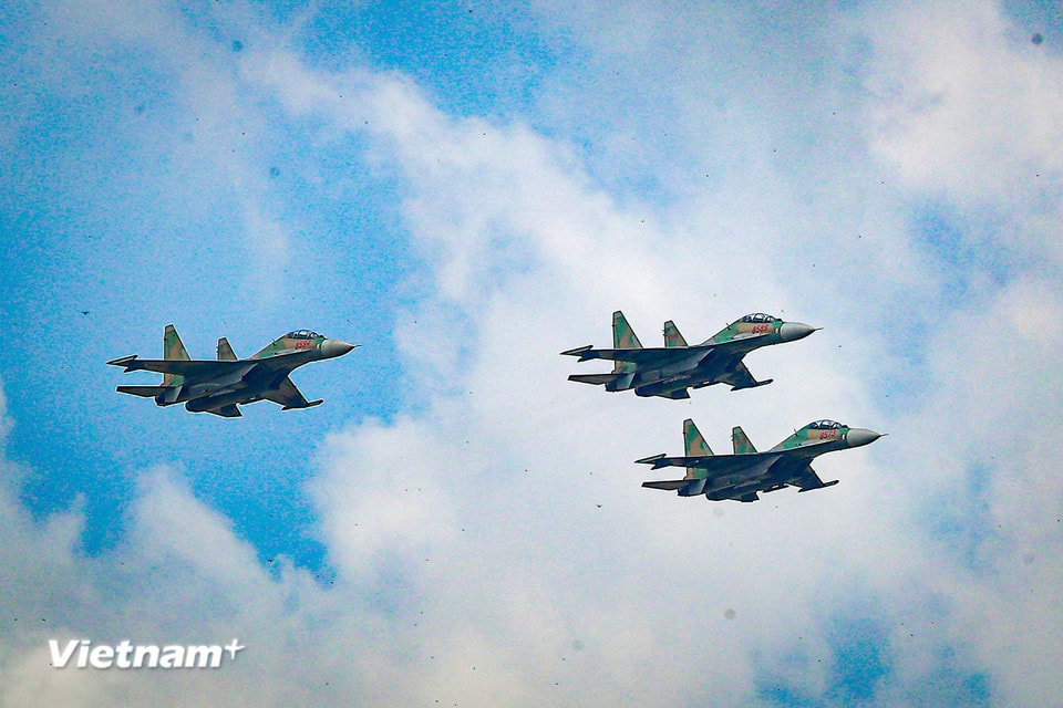 Su-30MK2–dòng chiến đấu cơ chủ lực, mang biệt danh 