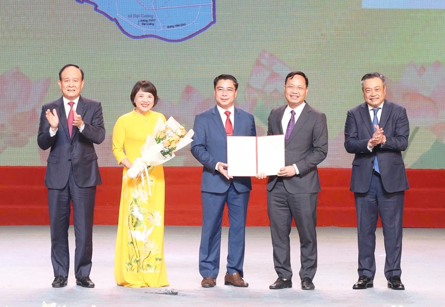 ung-hoa.jpg