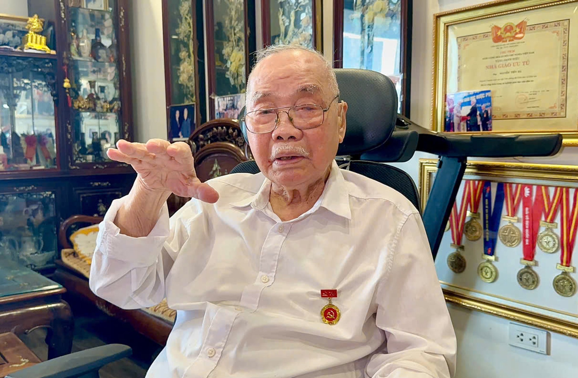 ong-nguyen-tien-ha.jpg