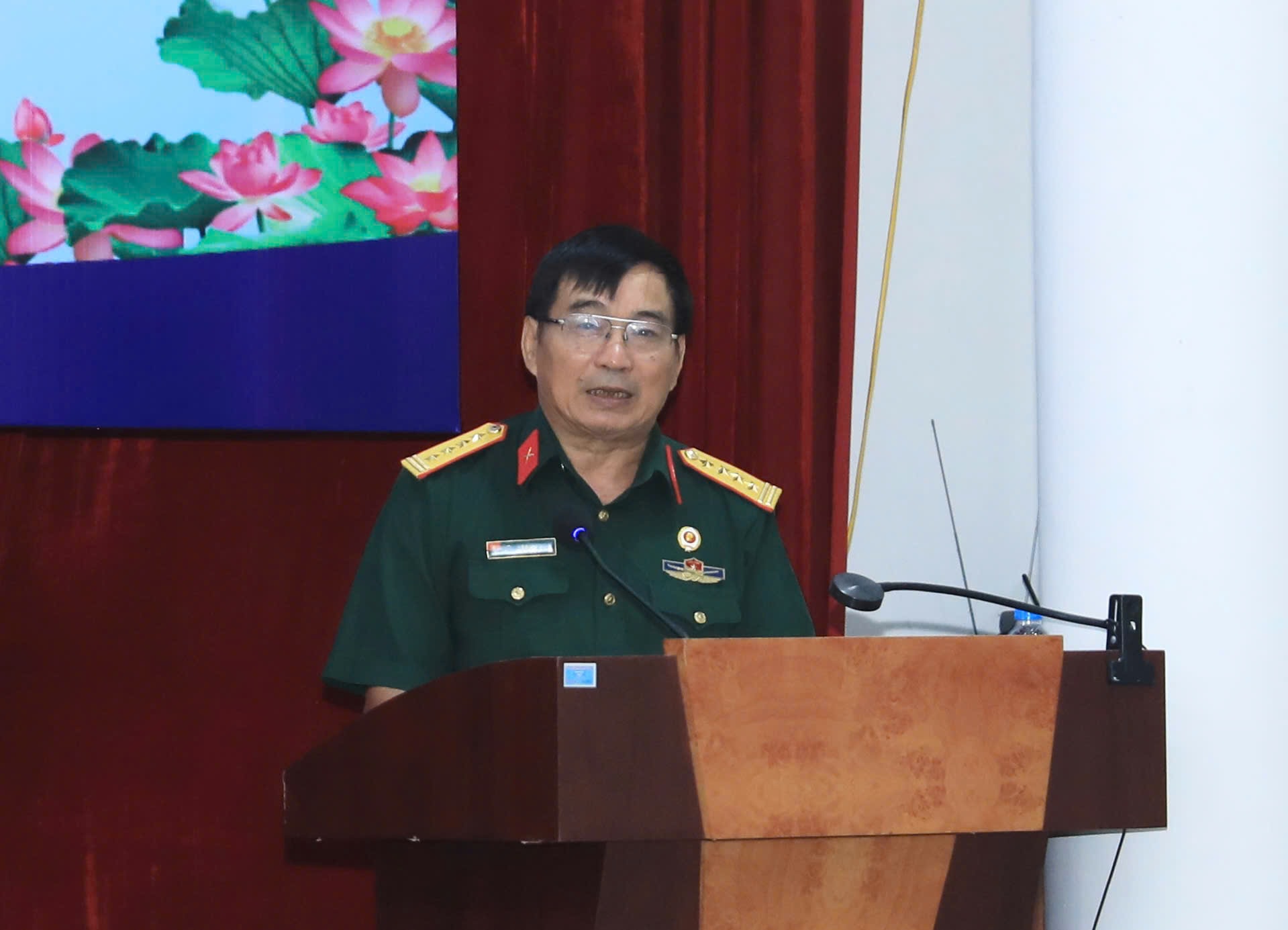 tl-le-binh-.jpg