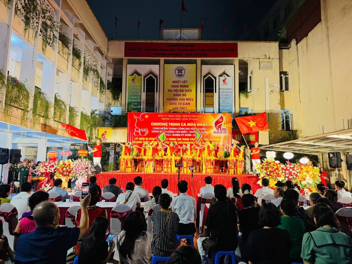 Đặc sắc chương trình văn nghệ chào mừng thành công Đại hội Đảng bộ phường Văn Miếu - Quốc Tử Giám lần thứ Nhất