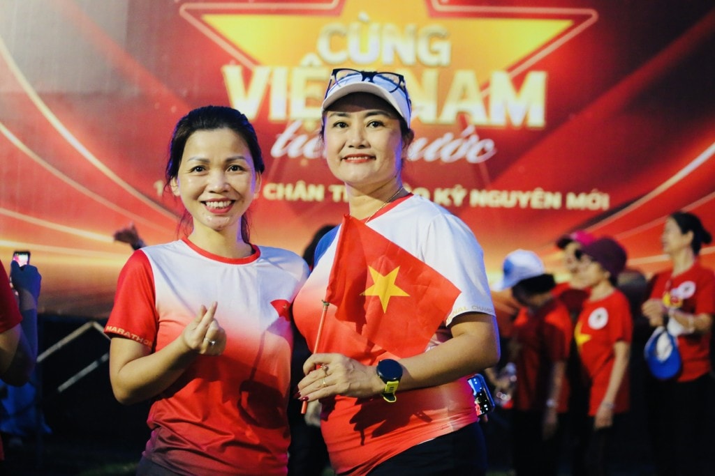Những bước chân đưa phường Vũng Tàu đến gần nhân dân